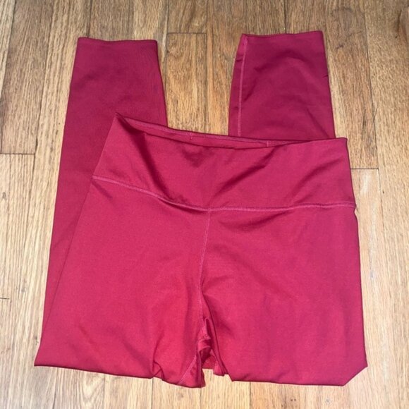 Nike Maroon Cropped Leggings - Picture 1 of 3